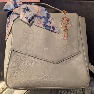 Matt & Nat Light Green Women's Napsack Bag